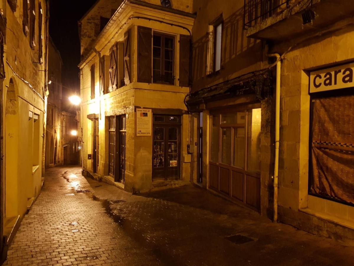 Maison De Caractere Au Coeur De La Cite Medievale De Gourdon Exterior foto